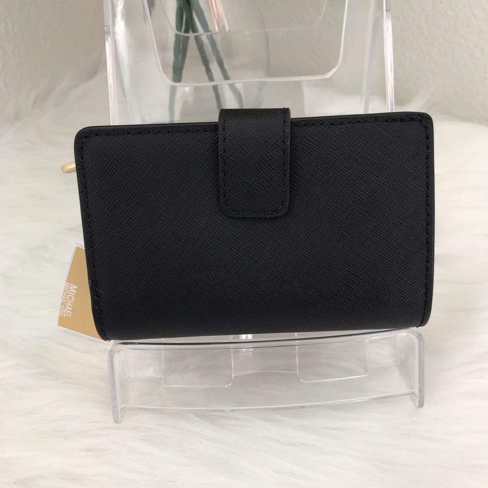 ✨💞🆕 Michael Kors BifoldZipCoin Wallet✨ - Picture 4 of 4